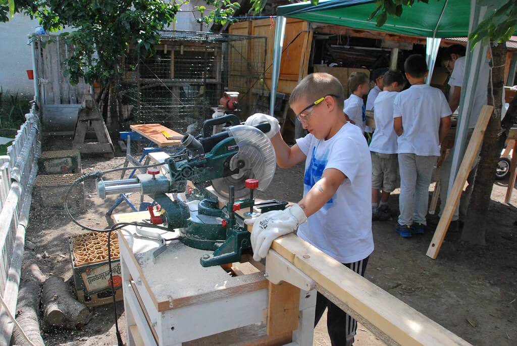 Tinkering-School-Bratislava-2014-Day-6-14