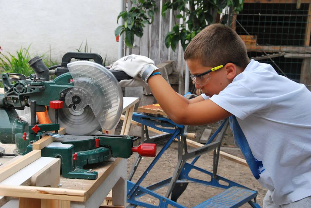 Tinkering-School-Bratislava-2014-Day-6-35
